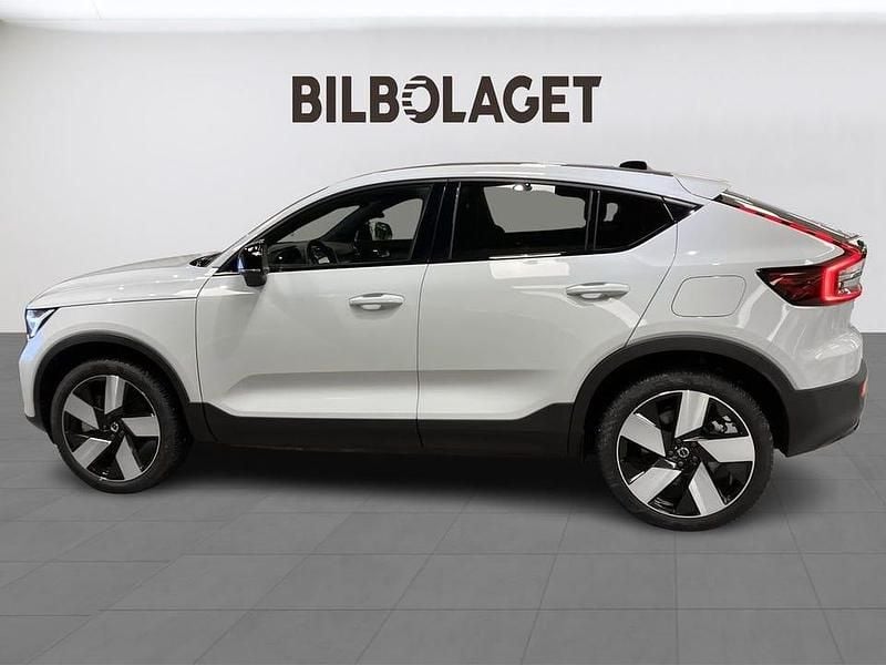 Begagnad Volvo EC40 Core 188 kW (256 HK) 2023 Ljusblå SUV
