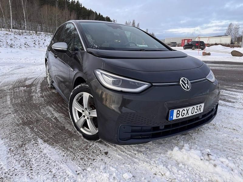 Begagnad VW ID.3 Pro Performance 150 kW (204 HK) 2021 Mörkt grå/grafit Halvkombi