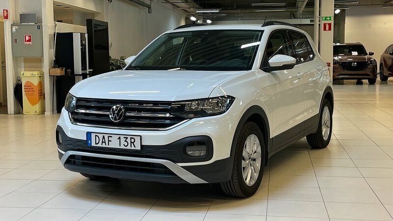 Vit Begagnad 2022 VW T-Cross SUV | 199 900 kr (Marknadspris) - Bild 1/4