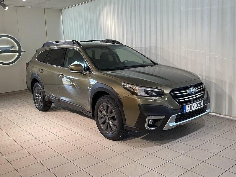 Grön Begagnad 2024 Subaru Outback SUV | 459 900 kr (Dyr) - Bild 1/4
