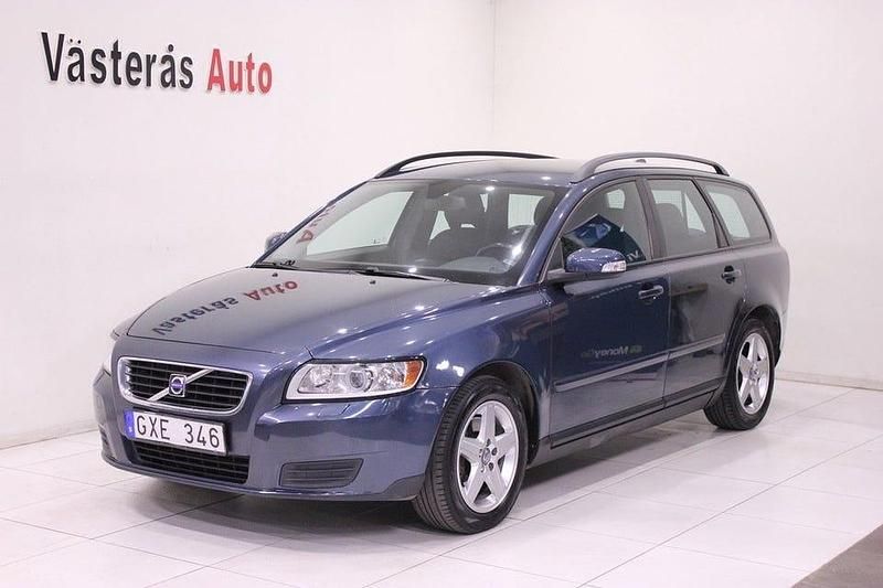 Begagnad Volvo V50 Kinetic 136 HK (100 kW) 2008 Blå Kombi