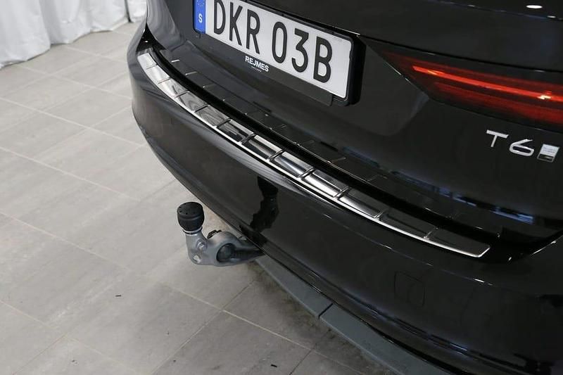Begagnad Volvo V90 Plus 355 HK (261 kW) 2025 Blå Kombi