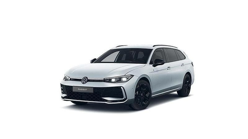 Oyster silver metallic Ny 2025 VW Passat R-line Kombi | 529 000 kr (Marknadspris) - Bild 1/4