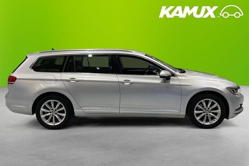 Begagnad VW Passat Executive 150 HK (110 kW) 2015 Silver/grå Kombi