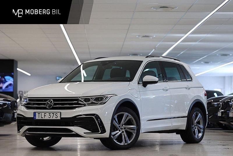 Vit Begagnad 2021 VW Tiguan R-line SUV | 359 900 kr (Lite dyr) - Bild 1/3