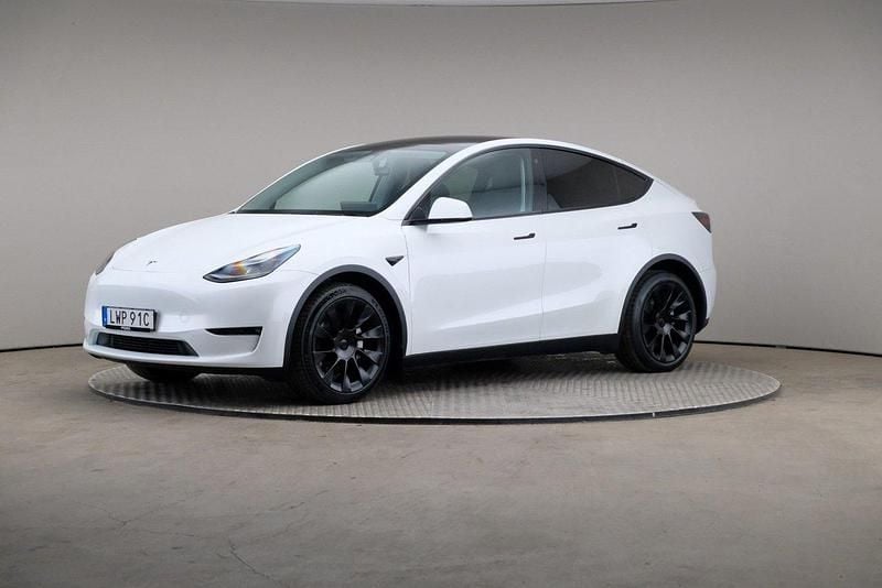 Vit Begagnad 2023 Tesla Model Y Long Range AWD SUV | 449 000 kr - Bild 1/4