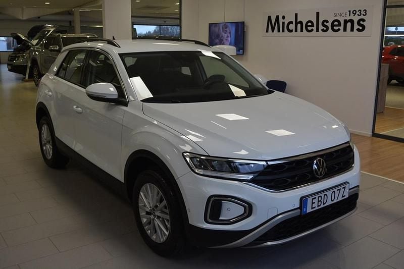 Begagnad VW T-Roc Pro 151 HK (111 kW) 2023 Vit SUV