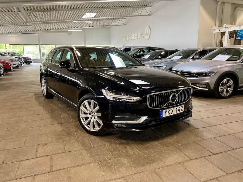 Svart Begagnad 2017 Volvo V90 Inscription Kombi | 258 500 kr (Marknadspris) - Bild 1/4
