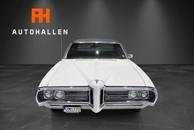 Begagnad Pontiac Bonneville 396 HK (291 kW) 1969 Vit Sedan