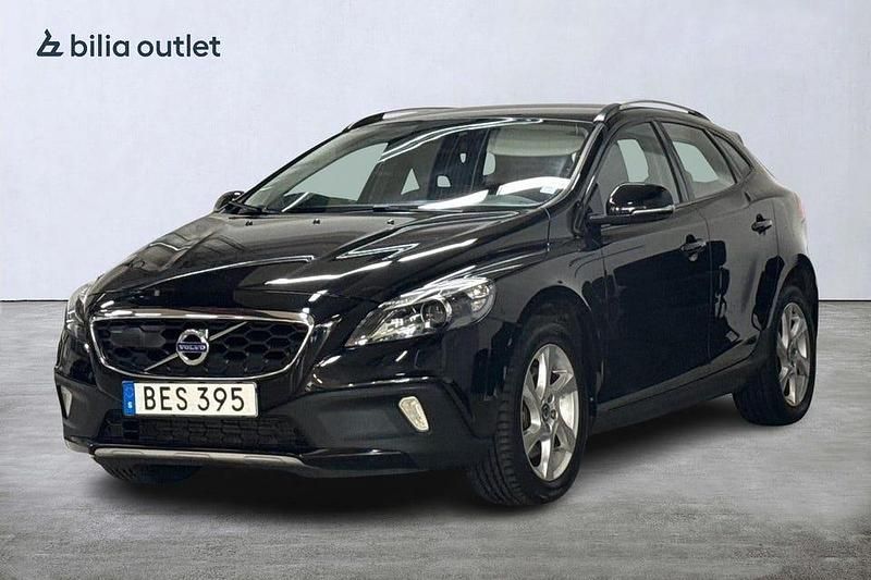 Svart Begagnad 2016 Volvo V40 CC Momentum Kombi | 169 900 kr (Marknadspris) - Bild 1/3