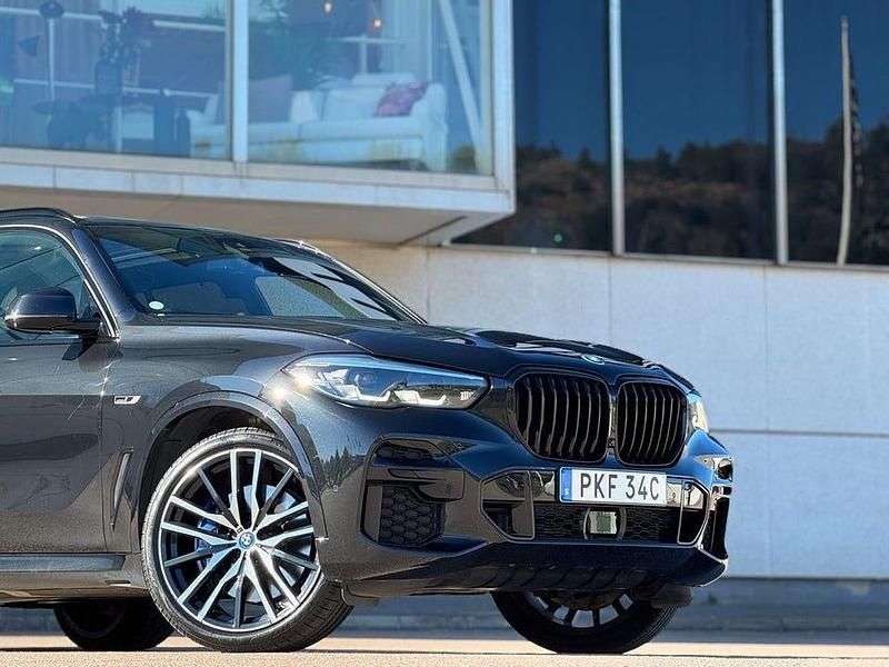 Begagnad BMW X5 M Sport 394 HK (289 kW) 2022 Svart SUV
