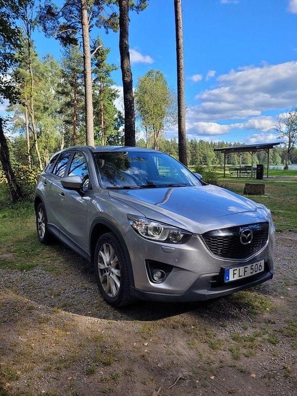 Grå Begagnad 2015 Mazda CX-5 SUV | 139 500 kr (Bra pris) - Bild 1/4