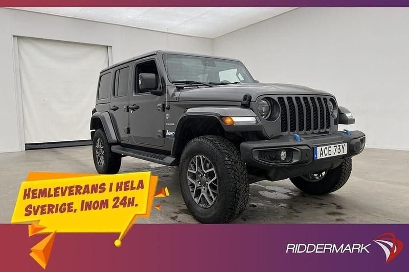 Grå Begagnad 2021 Jeep Wrangler Unlimited Sahara SUV | 599 900 kr - Bild 1/3