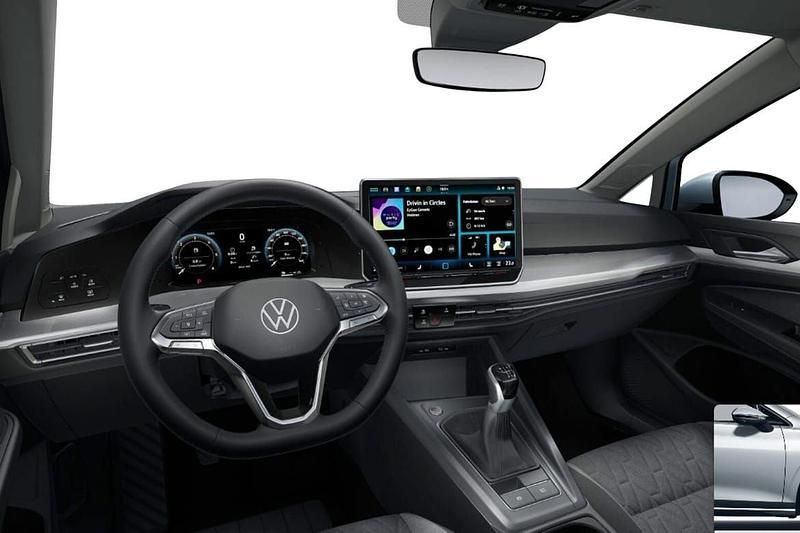 Ny VW Golf VIII Edition 150 HK (110 kW) 2025 Halvkombi