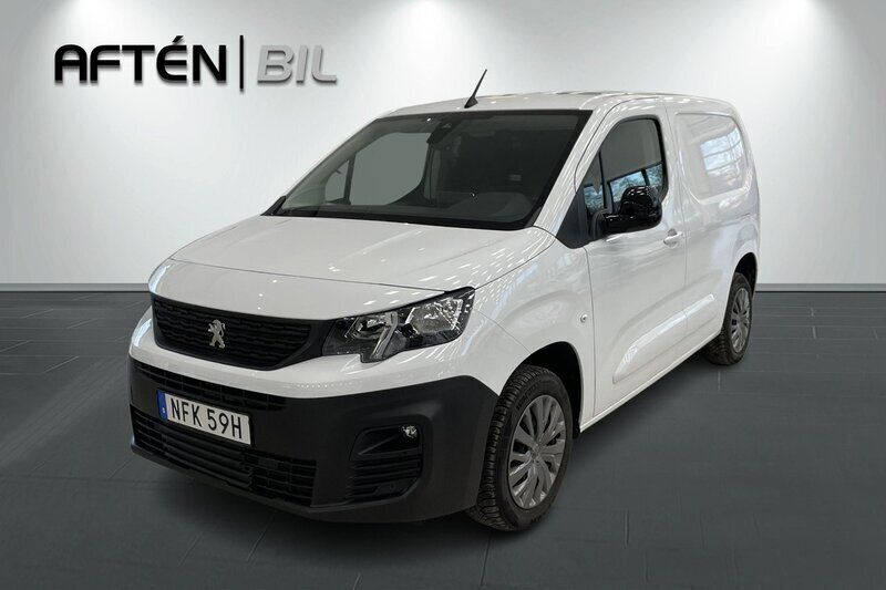 Vit Begagnad 2022 Peugeot Partner Minibuss | 299 875 kr - Bild 1/2