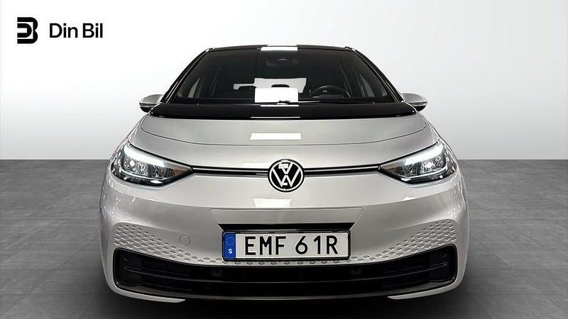 Begagnad VW ID.3 Pro Performance 150 kW (204 HK) 2023 Silver Halvkombi