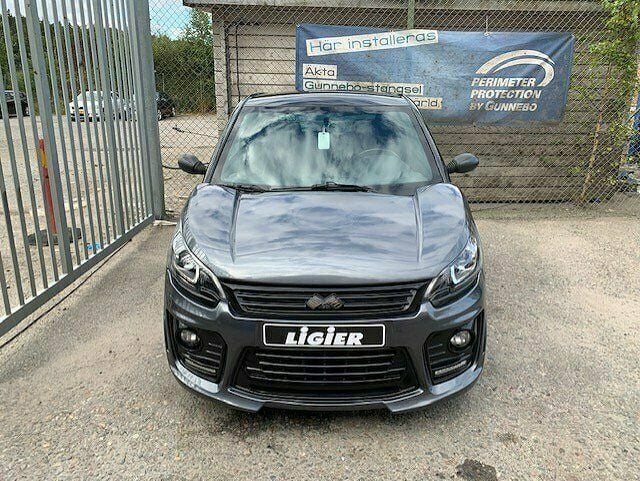 Begagnad Ligier JS50 2019 Grå (svart) Halvkombi