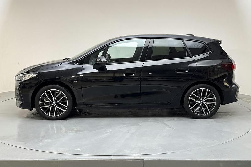 Begagnad BMW 230 Shadowline 326 HK (239 kW) 2024 Svart Kombi