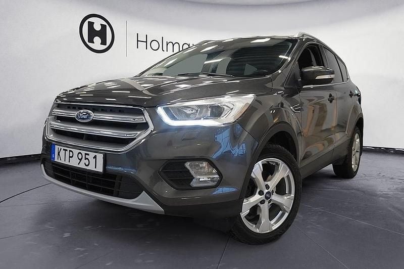 Grå Begagnad 2017 Ford Kuga SUV | 149 900 kr (Marknadspris) - Bild 1/4