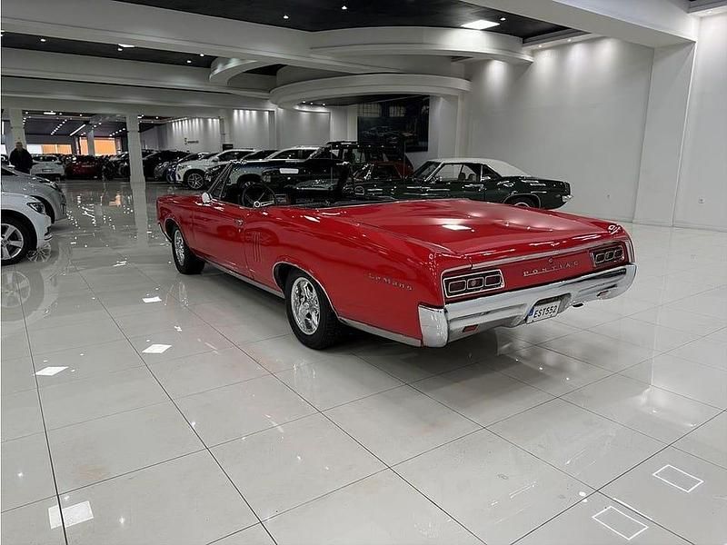 Begagnad Pontiac LeMans 254 HK (186 kW) 1967 Röd Sedan