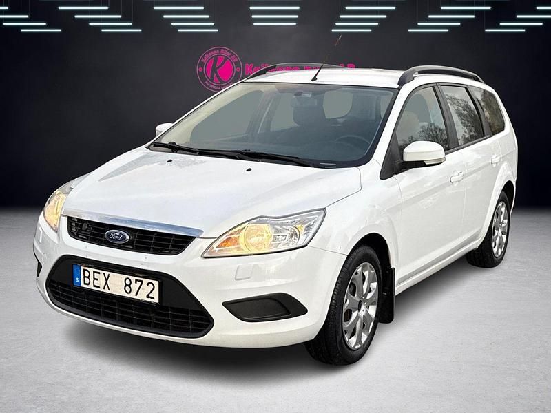 Vit Begagnad 2008 Ford Focus Trend Kombi | 19 900 kr (Marknadspris) - Bild 1/4