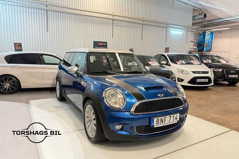 Blå Begagnad 2008 Mini Cooper S Clubman Kombi | 69 900 kr (Marknadspris) - Bild 1/3
