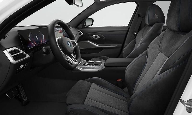 Ny BMW 330e M Sport 2026 Vit Kombi