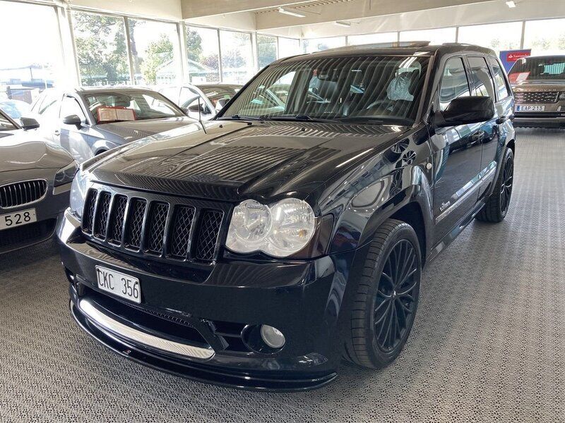 Svart Begagnad 2008 Jeep Grand Cherokee SRT8 SUV | 199 900 kr - Bild 1/4