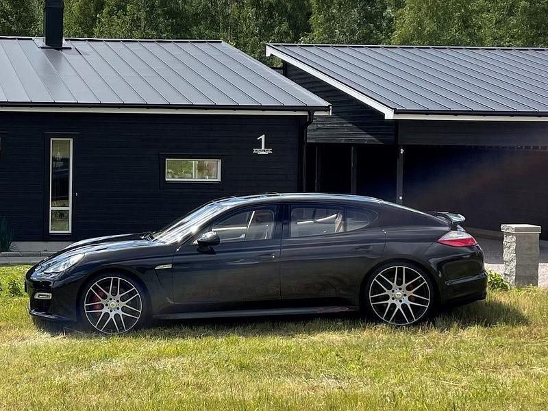 Begagnad Porsche Panamera GTS Sport 430 HK (316 kW) 2013 Sedan