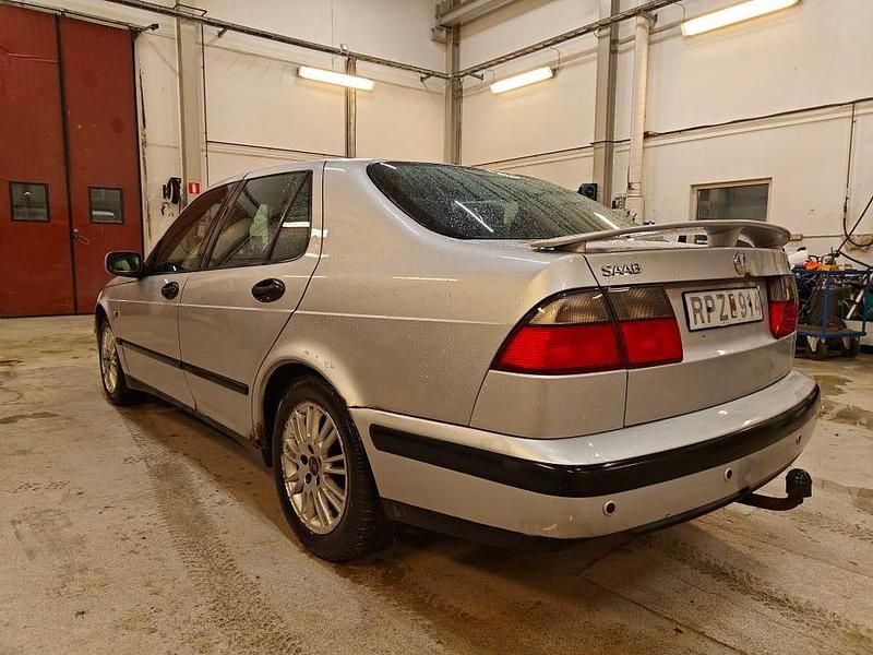 Begagnad Saab 9-5 150 HK (110 kW) 2000 Silver