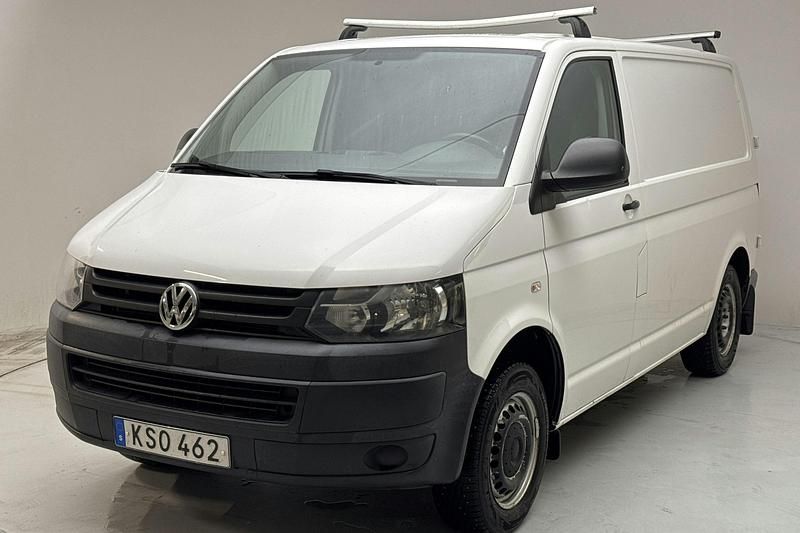 Vit Begagnad 2015 VW T5 Van | 90 090 kr (Marknadspris) - Bild 1/4