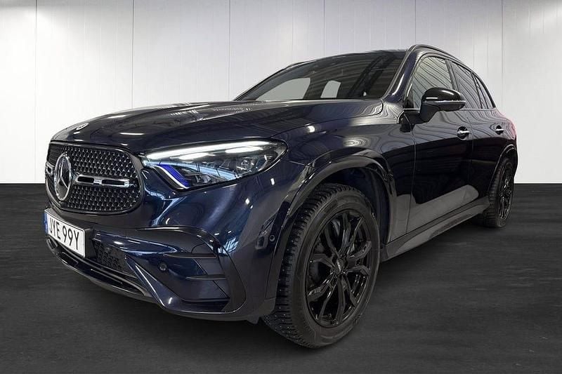 Blå Begagnad 2023 Mercedes GLC400d AMG line SUV | 619 000 kr - Bild 1/4