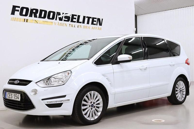 Vit Begagnad 2014 Ford S-MAX S Minibuss | 139 900 kr (Marknadspris) - Bild 1/4