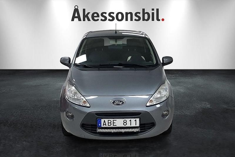 Begagnad Ford Ka Titanium 69 HK (50 kW) 2011 Grå Halvkombi