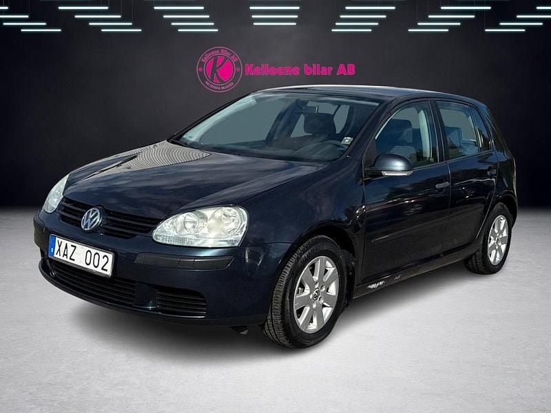 Mörkgrå Begagnad 2005 VW Golf IV Trendline Halvkombi | 37 900 kr (Marknadspris) - Bild 1/4