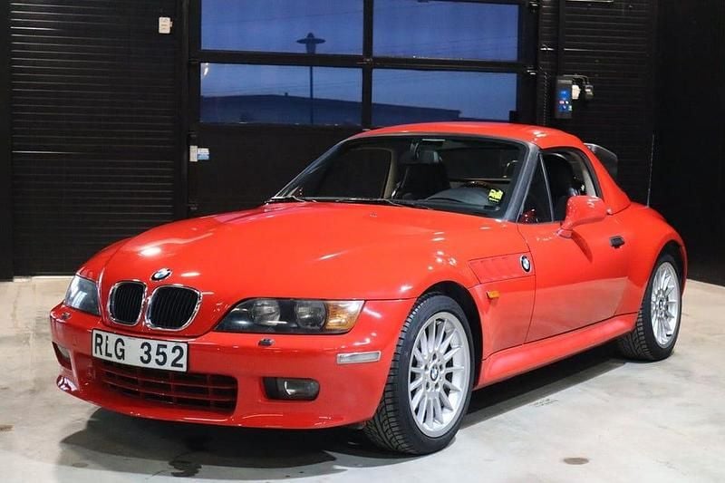 Begagnad BMW Z3 192 HK (141 kW) 1997 Röd Cab