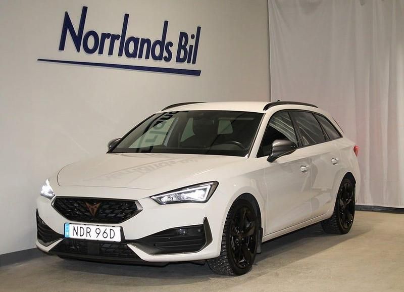 Begagnad Cupra Leon 150 HK (110 kW) 2024 Vit (candy white) Kombi