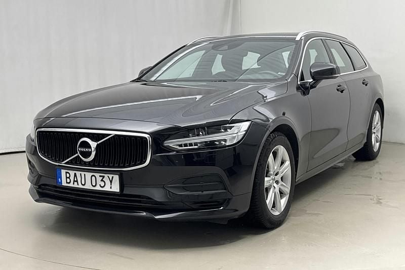 Svart Begagnad 2019 Volvo V90 Momentum Kombi | 239 000 kr (Bra pris) - Bild 1/4