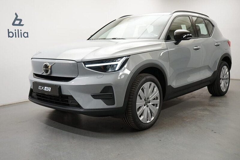 Grå Ny 2024 Volvo EX40 Core SUV | 549 900 kr (Bra pris) - Bild 1/4
