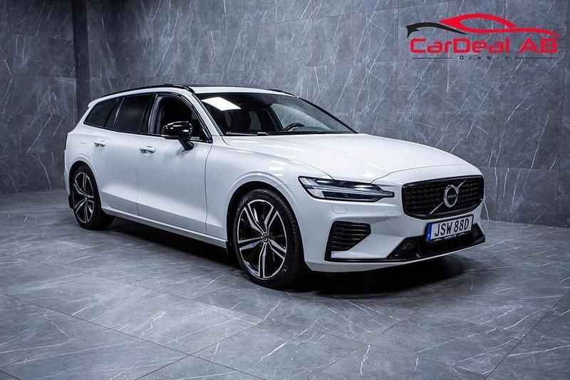 Vit Begagnad 2022 Volvo V60 R-Design Kombi | 309 800 kr (Dyr) - Bild 1/4