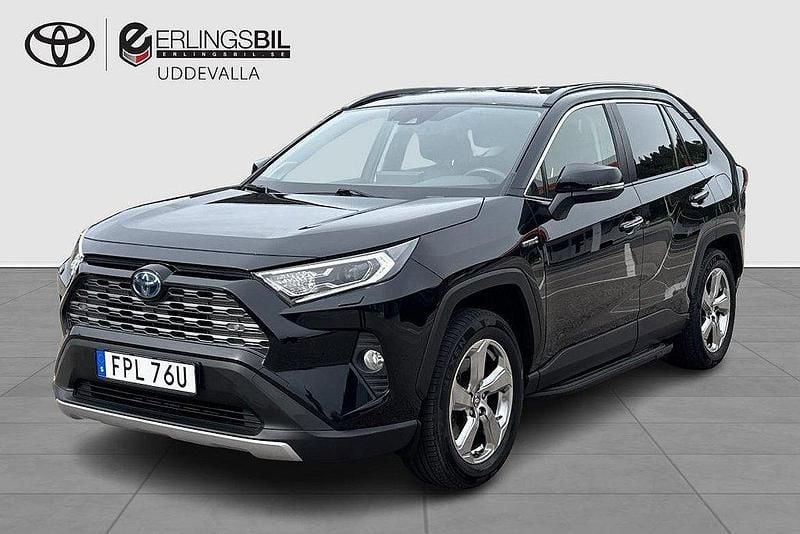 Svart Begagnad 2020 Toyota RAV4 Hybrid Executive SUV | 329 000 kr (Marknadspris) - Bild 1/3
