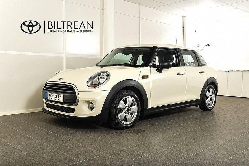 Vit Begagnad 2016 Mini ONE Pepper Halvkombi | 82 900 kr (Marknadspris) - Bild 1/4
