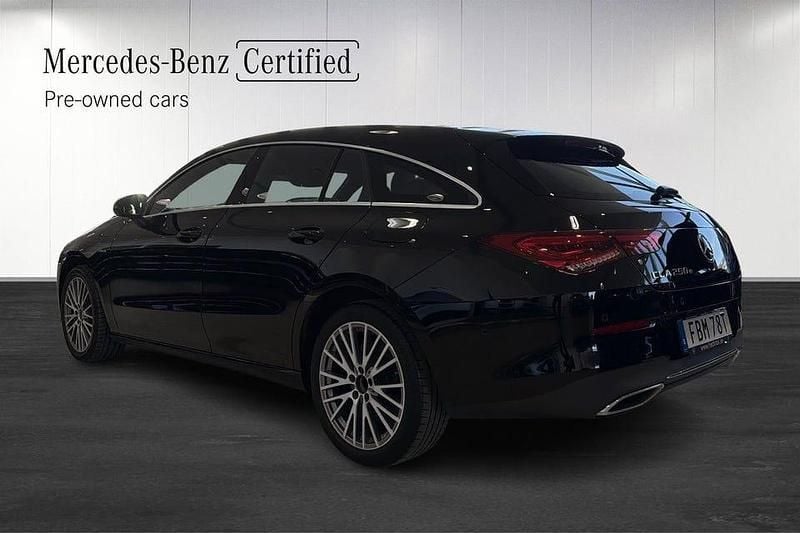 Begagnad Mercedes CLA250 Shooting Brake 218 HK (160 kW) 2021 Svart Kombi