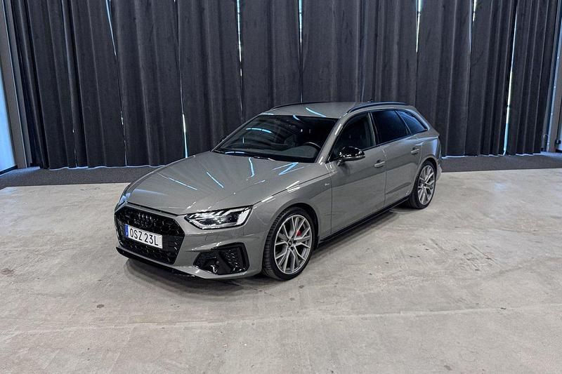Grå Begagnad 2023 Audi A4 Competition Kombi | 409 900 kr (Marknadspris) - Bild 1/4