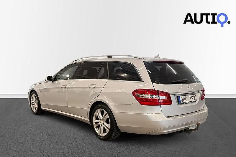 Begagnad Mercedes E220 Avantgarde 170 HK (125 kW) 2010 Bright silver metallic Kombi
