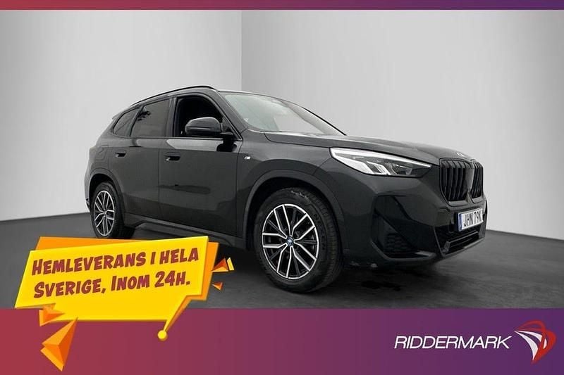 Svart Begagnad 2024 BMW X1 M Sport SUV | 459 900 kr (Marknadspris) - Bild 1/3