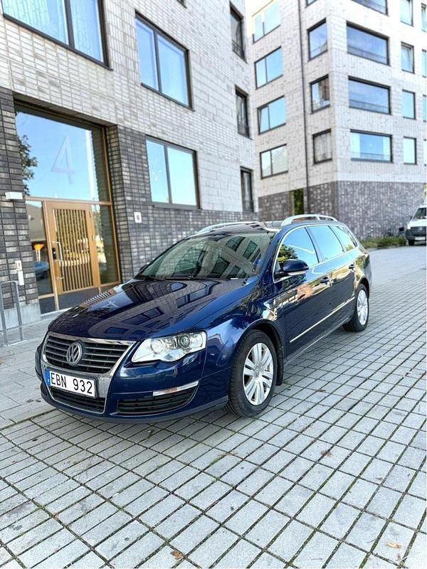 Blå Begagnad 2007 VW Passat Kombi | 29 000 kr (Marknadspris) - Bild 1/4