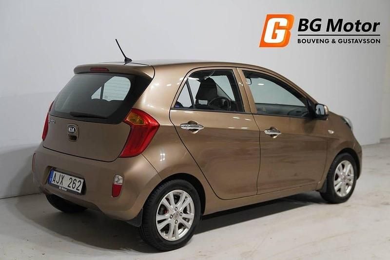Begagnad Kia Picanto 68 HK (50 kW) 2013 Brun Halvkombi