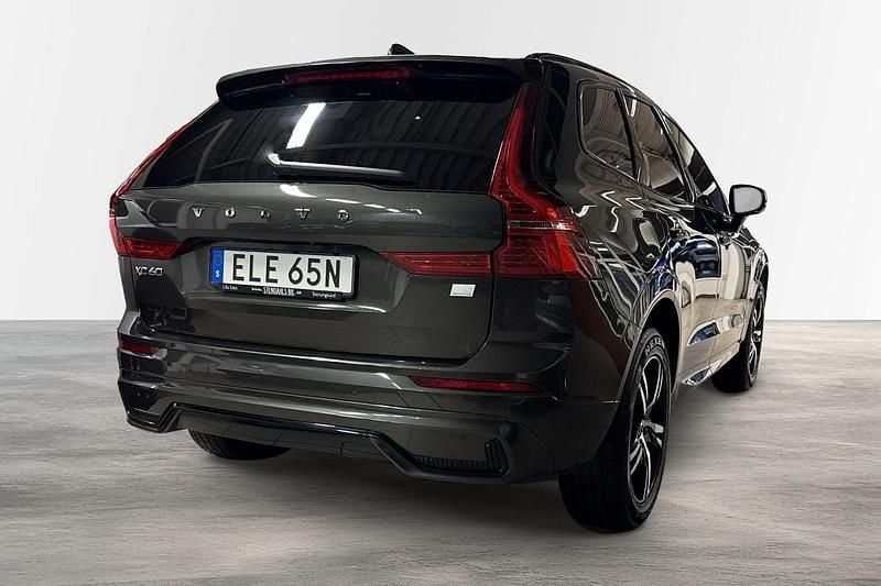 Begagnad Volvo XC60 2022 Grå SUV