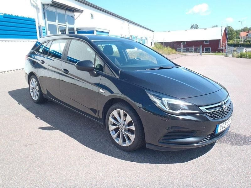 Svart Begagnad 2016 Opel Astra Enjoy Kombi | 88 500 kr (Marknadspris) - Bild 1/4